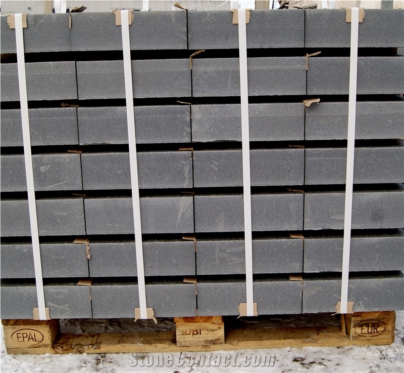 Black Granite Gabbro-Diabase Blocks