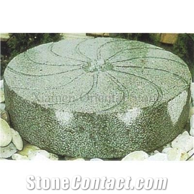 China Bally White Granite Garden Water Features, Exterior Landscaping Stones Fountains, Outdoor Sculptured Fountain, Flamed Bushhammered Surfac Round Fountains with Stone Base