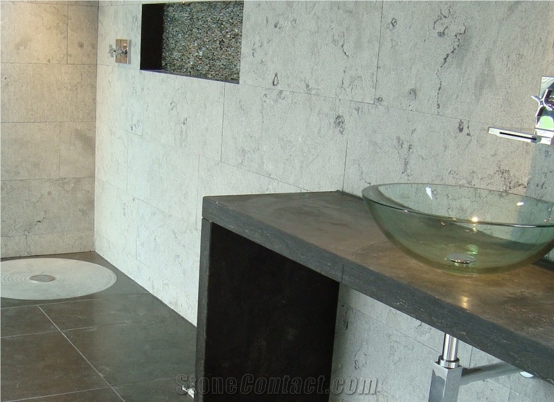 Natural Stone Bathroom Design