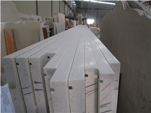White Artificial Quartz Stone Slabs for Making Kitchen Countertops, China White Engineered Stone Tiles & Slabs for Kitchen Worktops, White Qauntum Quartz Stone