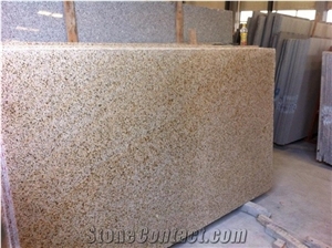 The Lowest Price Of Yellow Granite G682 from China Shandong,Polished Rusty Granite,Cut to Size 3cm Yellow Granite for Floor Covering