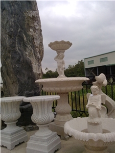 China Yellow Granite Western New Design Modern Exterior Water Stone Fountain