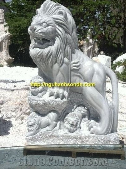 White Marble Lions Statues