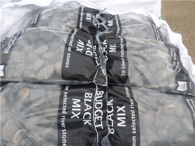 Competitive Normal Polised Black River Stone