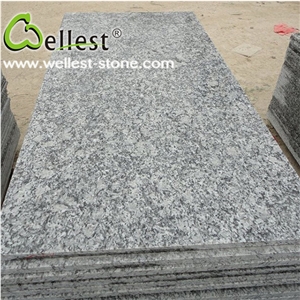 China Beautiful Polished G418 Spray White Granite Tiles for Floor Paving & Wall Cladding