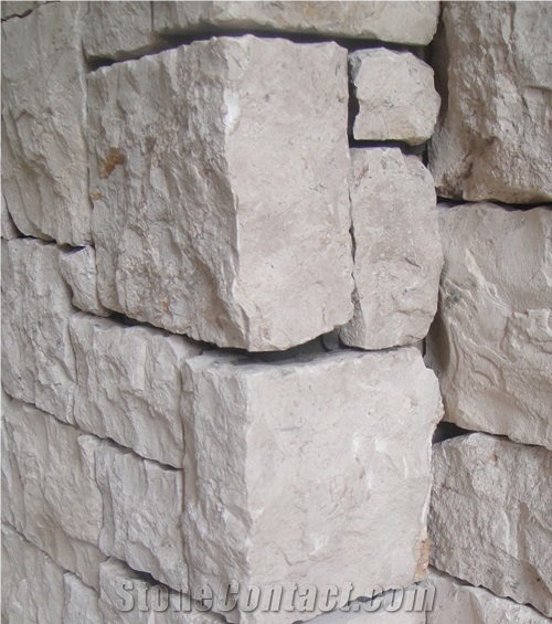 White Limestone Tumbled Loose Field Stone, Cultured Stone Stacked Wall Cladding