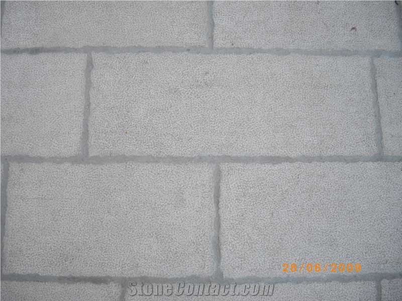 Apricena Bronzetto Exterior Flooring Paving Tiles, Bush Hammered