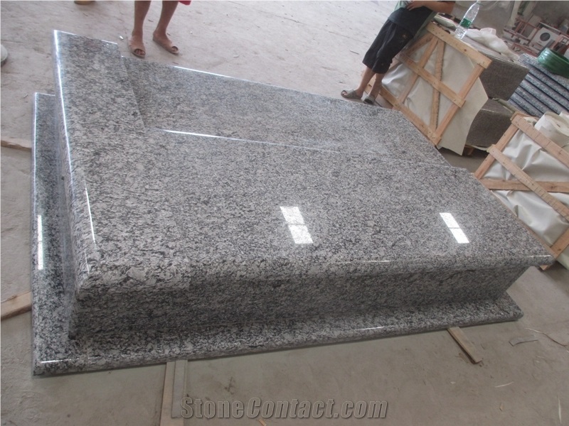 China Spray White Granite Tombstone Factory Price, Sea Wave Granite Poland Double Tombstone