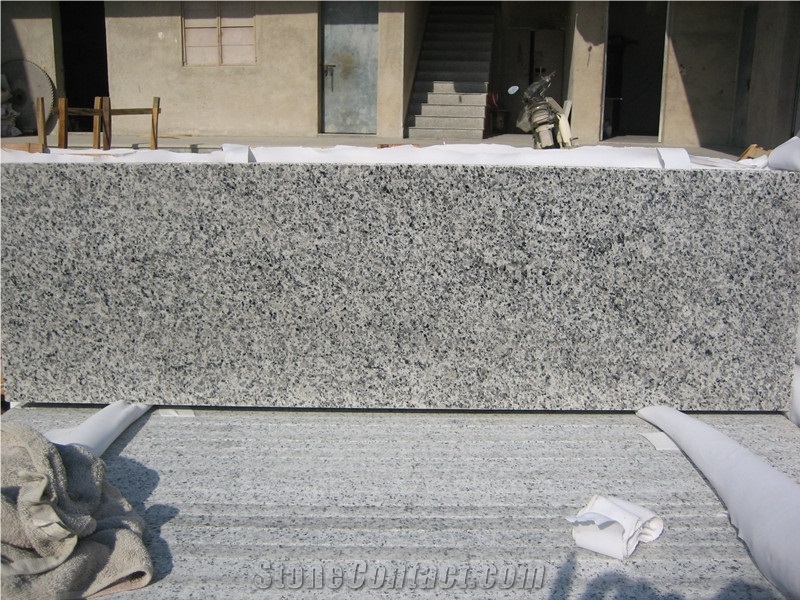 G640 Granite Stair with Polished Surface and Beveled