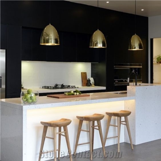 Enviroment-Friendly&Safety Quartz Stone Kitchen Countertop with Bright Surface,Easy Wipe,Easy Clean Including Stain,Scratch and Water Resistance with a Variety Of Edge Profile Opotion