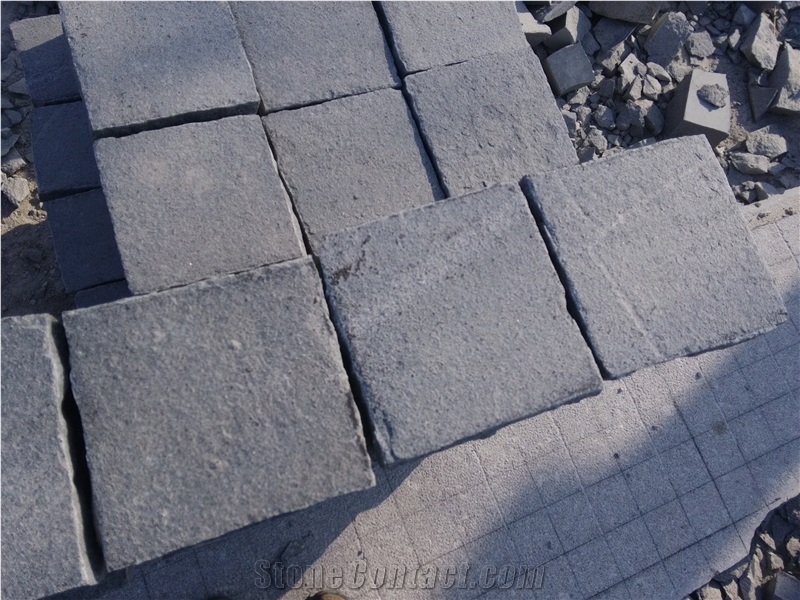 G370 Flamed Black Granite Paver, Paving Stone, Cube Stone