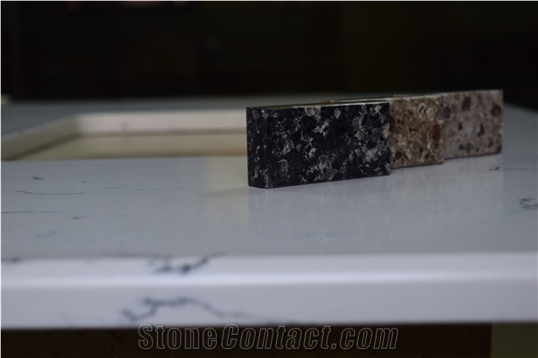 Carrara White Veined Quartz Stone Surfaces Kitchen Countertops with High Gloss and Hardness