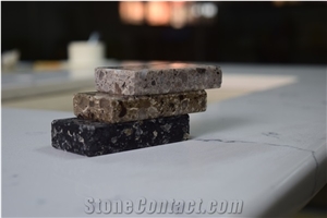 Carrara White Veined Quartz Stone Surfaces Kitchen Countertops with High Gloss and Hardness