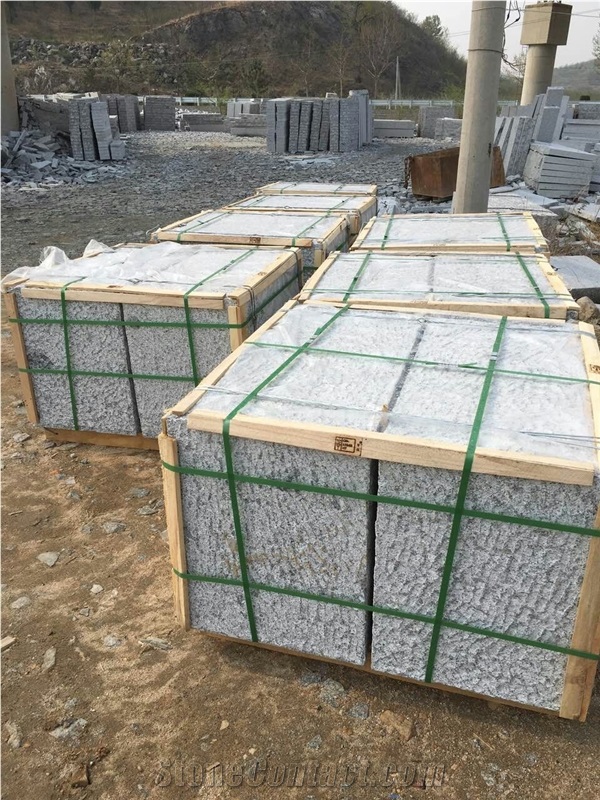 G341 Light Grey Granite Pineapple Surface Big Cube Stone Sitting Blocks for Parks and Gardens