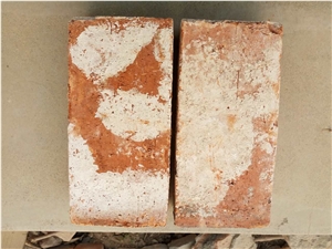 Tumbled Bricks Of Replica Reclaimed Restoration Bricks