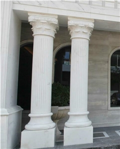 G682 Granite/ Sunset Gold Granite Handcarved Sculptured Columns/Doric Roman Columns