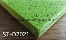 Emerald Green Artificial Quartz Stone Slab /Artificial Quartz Slab & Tile/ Engineered Stone Slab/Floor & Wall Tile/ Wall & Floor Covering/Polished Surface/Silestone/Man-Made Quartz Stone/China Quartz
