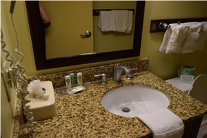 Tiger Skin Yellow Granite Bath Vanitytop with Backsplash for Quality Inn Motel