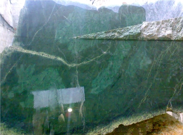 Jade Stone Green Quartz Rocks, Raw Boulders