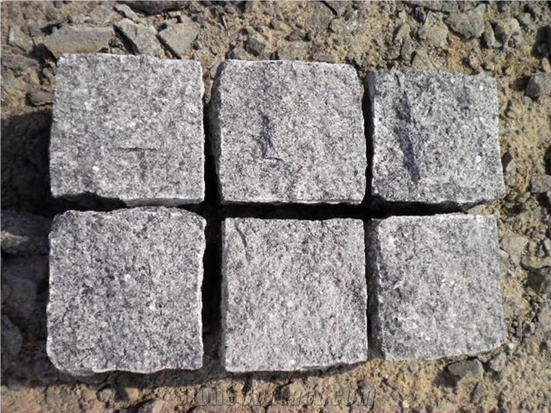 China Dark Grey Granite G654 Paving Stone Natural Split Surface