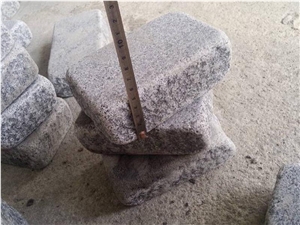 G654 Pangda Dark Granite Cobble Stone Flamed and Tumbled Finishing Cube Stone Pavers Landscaping Stone