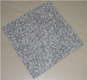 China Grey Granite G623 Tiles for Floor Paving or Wall Cladding