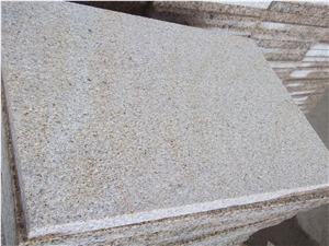 China Yellow Granite Stone,Jiaomei Rusty Granite,G682 Granite Tiles for Floor Paving,Flooring Stone.