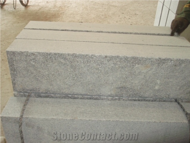 Granite G602 Natural Finishing Kerbstone,Cut to Size for Floor Paving,Exterior Road Paving Pattern.