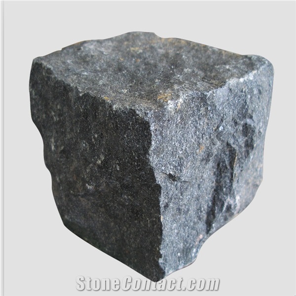 Popular China Black Basalt Cube Stones in Customized Sizes