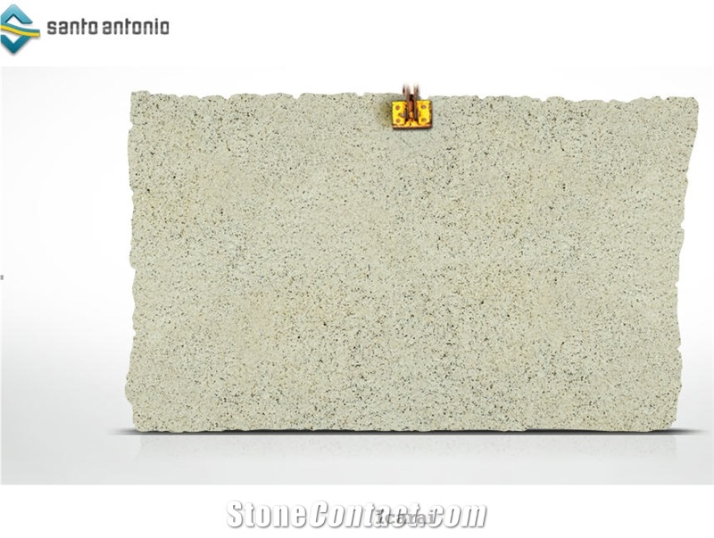 Amarelo Icarai Granite Slabs