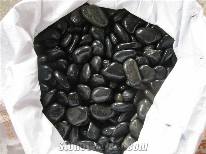 Fargo High Polished Black Pebble Stone Best Polished Black River Pebbles High Quality Grade Aggregates Black Flat River Pebble for Walkway Driveway