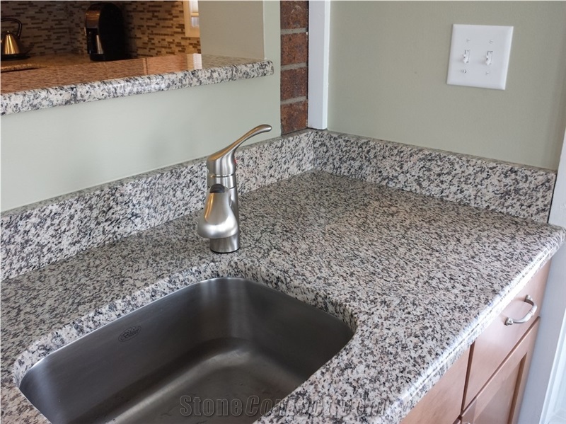 Granite Tiger Skin Kitchen Counter Tops for Hotel Suites Kitchenette