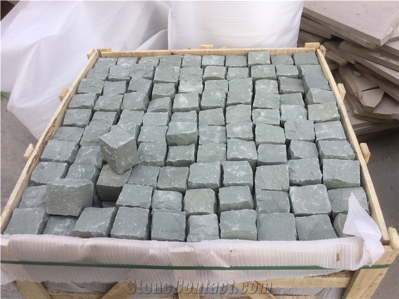 Multicolor Sandstone Cleft Natural Split Cube Stone Paver