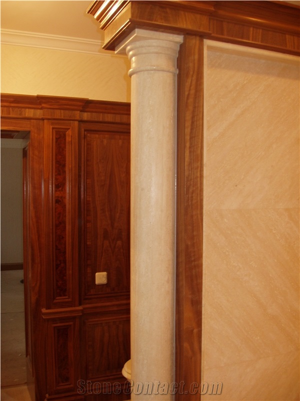 Crema Avorio Marble Column