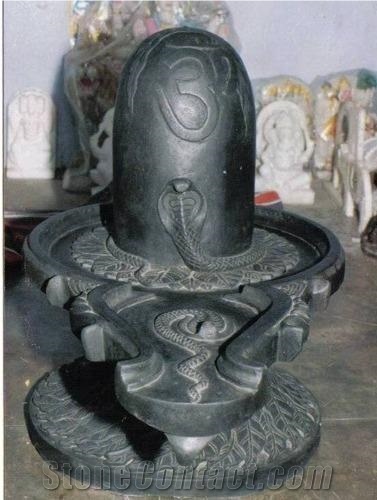 Marnle Krishna Statues