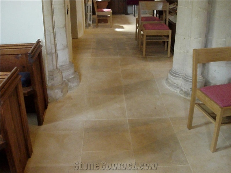 Aged Rutland White Limestone Floor Tiles