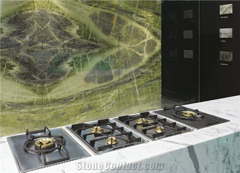 Verde Bamboo Kitchen Wall and Statuarietto Marble Countertop