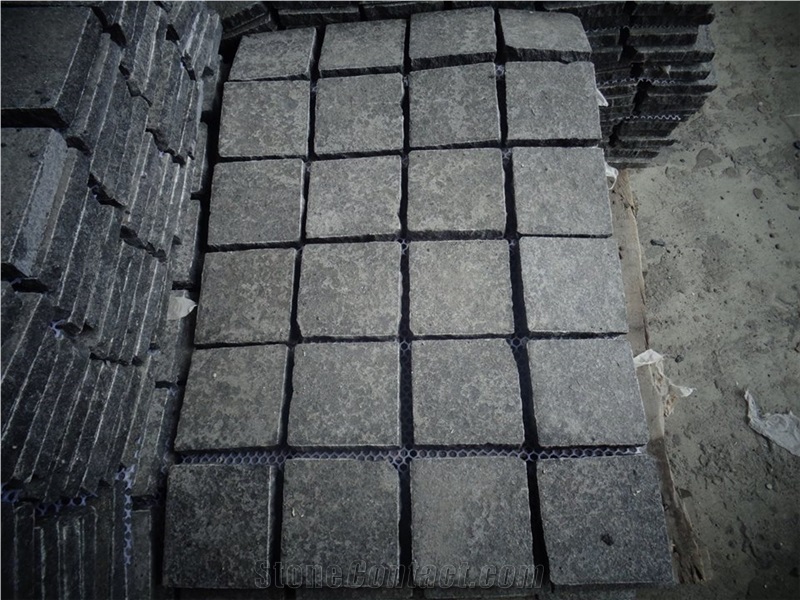 G684 Black Basalt Flamed Back Netting Paving Stone,Cobble Stone with Mesh