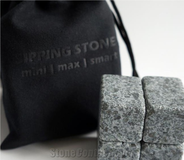 Sipping Whiskey Stones Chilling Whisky Ice Stone with Logo for Gift Set