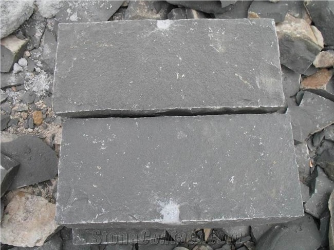 Split Face Zhangpu Black Basalt Big Cube Stone Floor Exterior Paving /Cobble Stone Garden Stepping Pavements /Nero Basalto Exterior Pattern