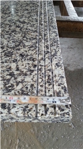 Chinese Yellow Granite, Chrysanthemum Yellow Granite Steps & Risers, G703 Granite Staircase, Polished Granite Stair Threshold, Xiamen Winggreen Manufacturer