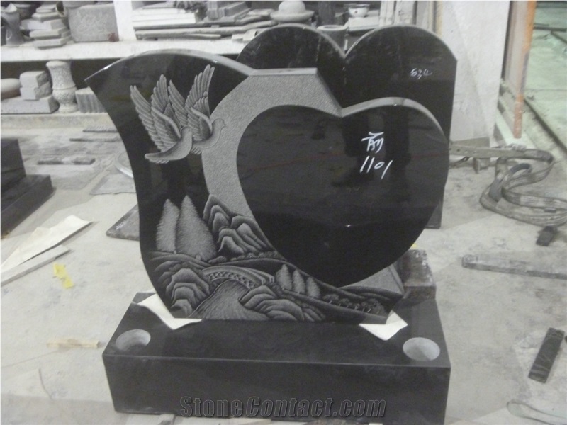 Black Heart Headstone with Black and White Etching