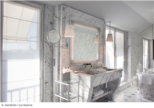 Bianco Venato Gioia Marble Achieving All Marble Bathrooms