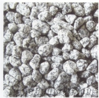 China Natural Honed White Granite Pebble Stone,Cobbles,River Stobe