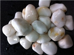 China Natural Polished White Marble Pebble Stone,Cobbles,River Stobe