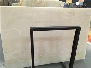 Snow White Onyx Slabs & Tiles Pure