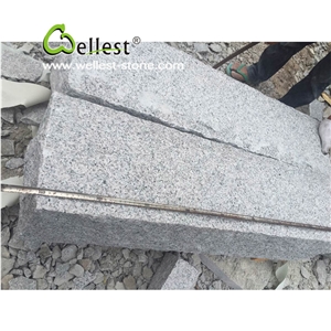 G603 Granite Natural Split Kerbstone, China Light Grey Granite Kerbs for Outside Road Stone