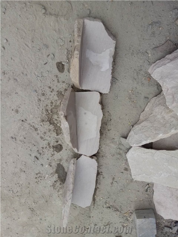 Fargo White Sandstone Mushroomed Corner Stone, White Wall Cladding Corner Stone, White Sandstone Natural Split Mushroom Stone