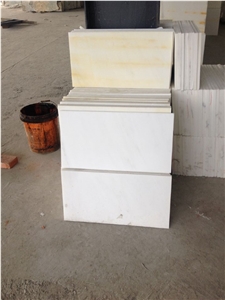 Baoxing White Marble, the Bathroom Floor and Wall Covering, Cheap Price, Interior Decoration, Tv Wall, Decorative Wall