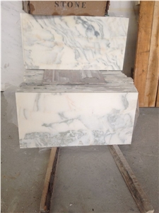 China Sichuan White Marble, Baoxing White, East, Polishing,The Bathroom Floor and Wall Covering, Cheap Price, Interior Decoration, Tv Wall, Decorative Wall